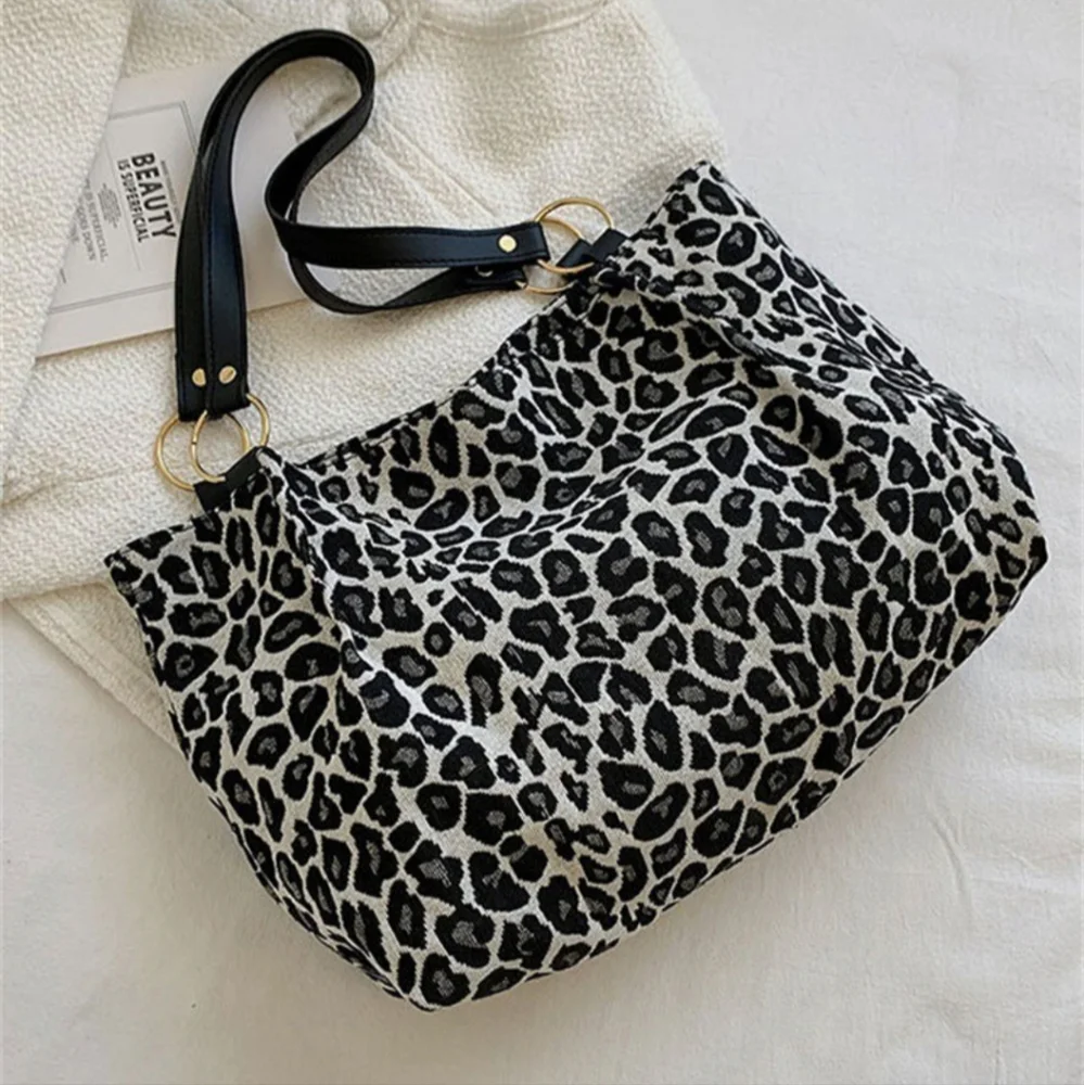 Leopard Print Tote - Picture 2 of 7